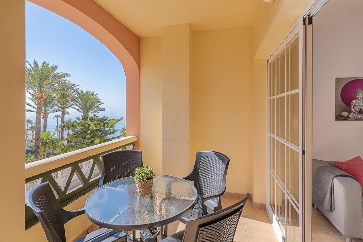 Andaluz Apartments Toboso Nerja Bagian luar foto