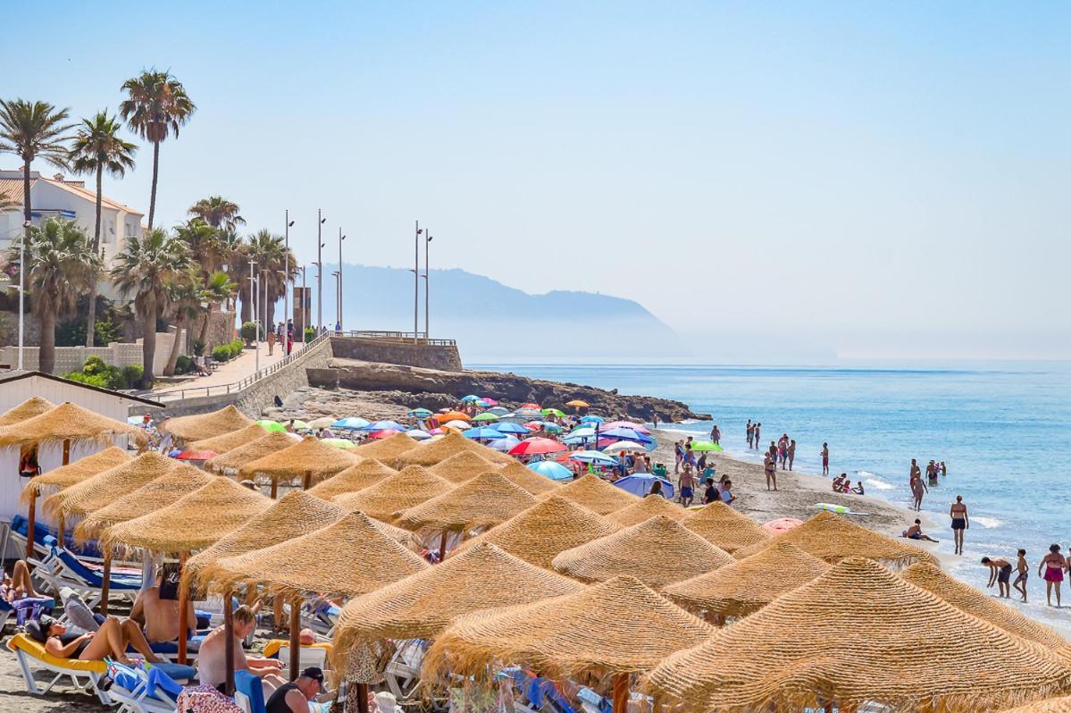 Andaluz Apartments Toboso Nerja Bagian luar foto