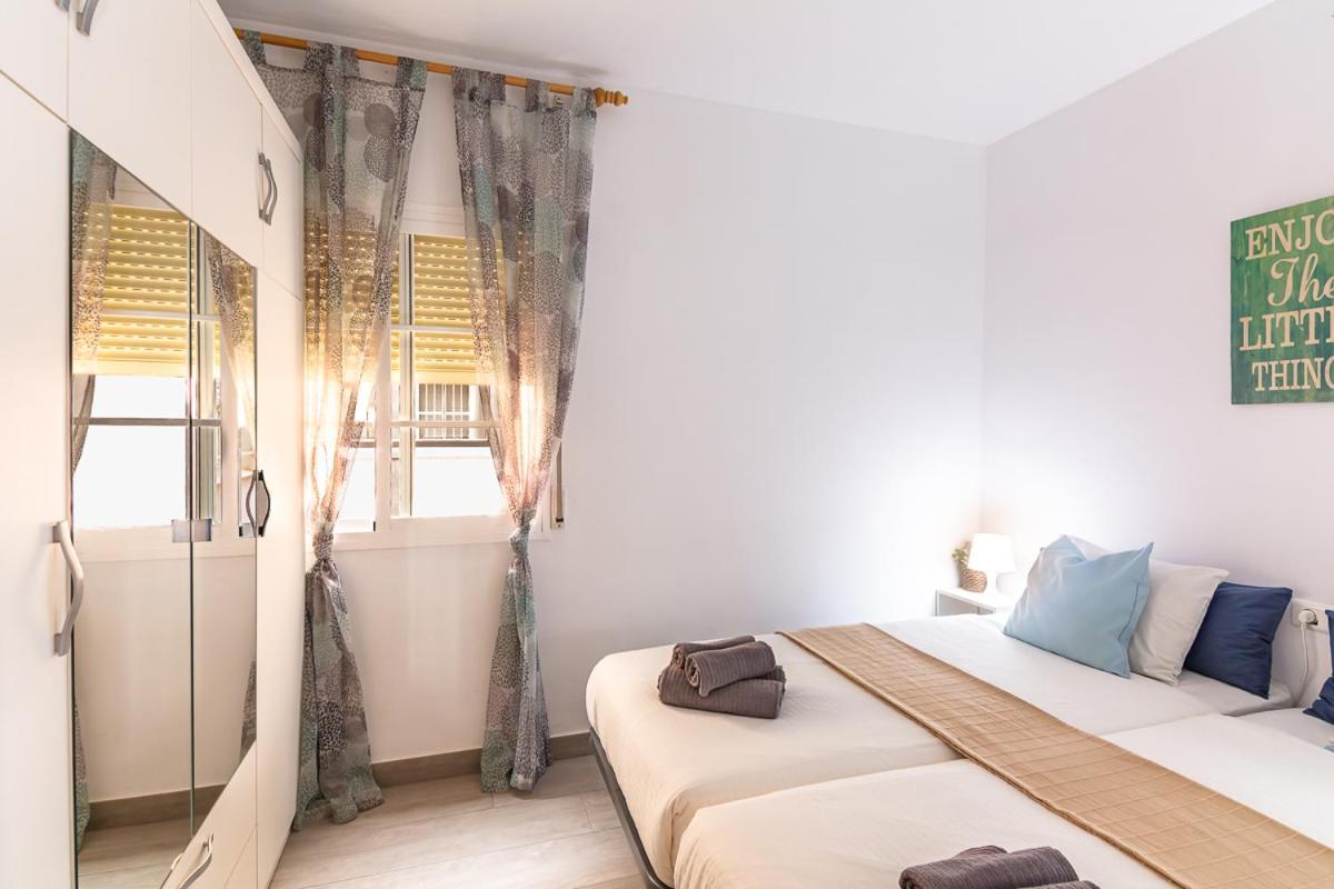 Andaluz Apartments Toboso Nerja Bagian luar foto