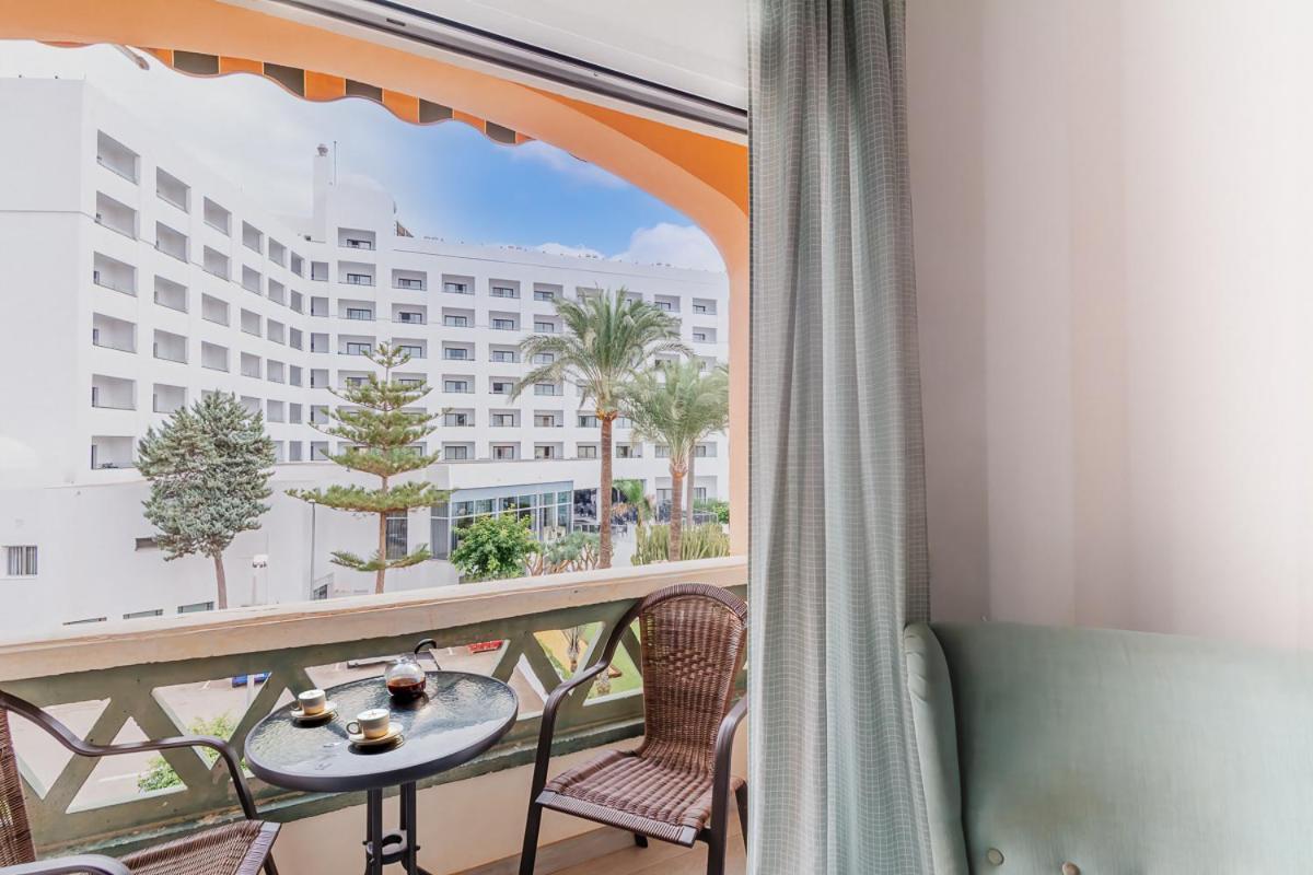 Andaluz Apartments Toboso Nerja Bagian luar foto
