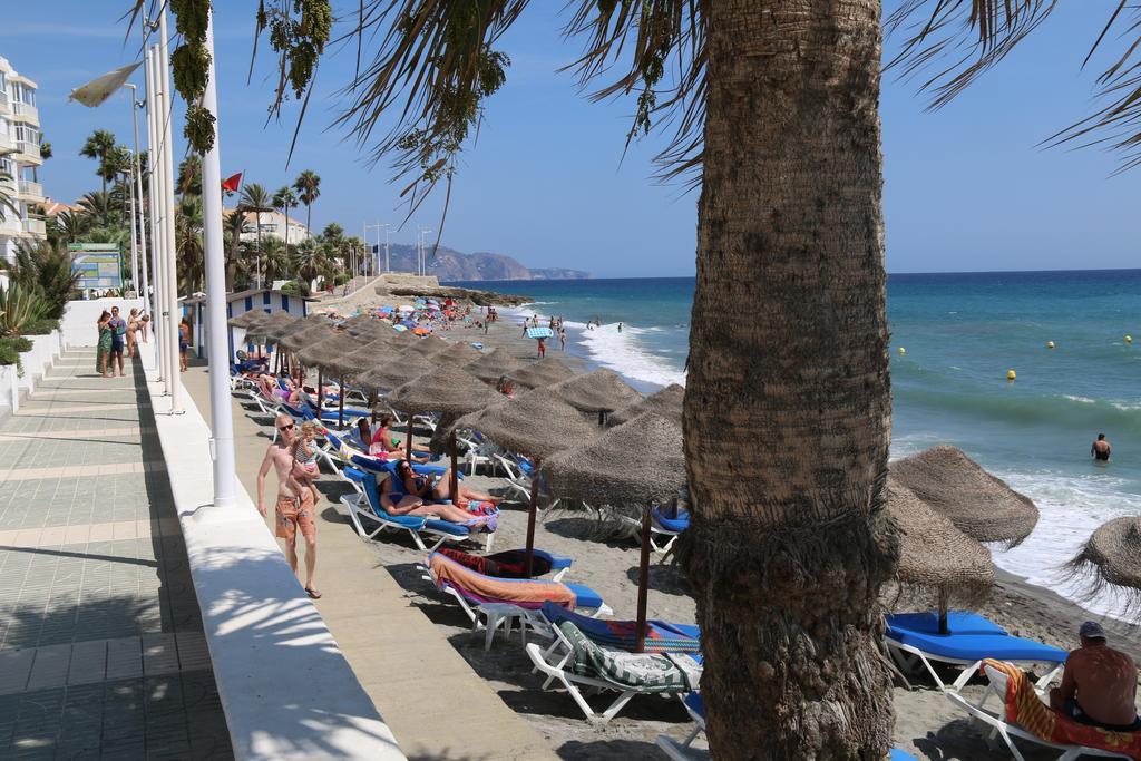 Andaluz Apartments Toboso Nerja Bagian luar foto